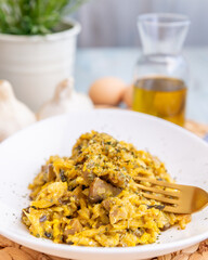 Delicioso plato de bacalao con setas