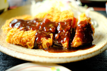 美味しいトンカツの日本料理