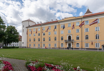 castle in riga latvia