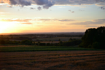 Fototapeta premium sunset over the field