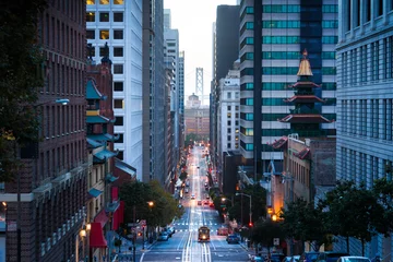 Selbstklebende Fototapeten Downtown San Francisco with cable car on California Street at dawn, San Francisco, California, USA © JFL Photography