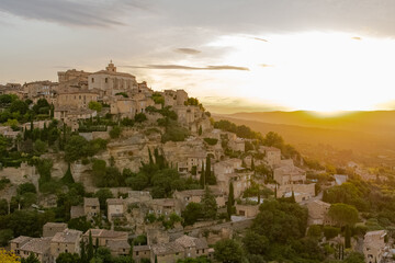 Fototapeta na wymiar Goult in Provence, beautiful village perched on the mountain 