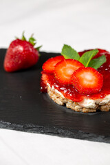 rice cakes with strawberries