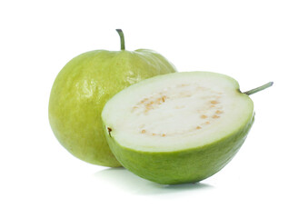 Obraz na płótnie Canvas Guava isolated on white background