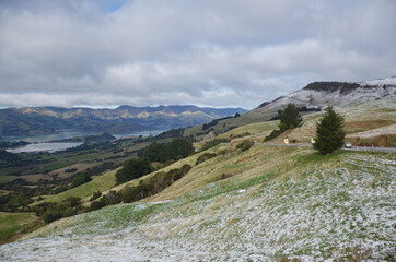Fototapeta na wymiar On the way to the most French town in New Zealand, Akaroa during winter time.