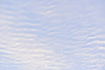 Obraz premium Beautiful blue sky with clouds in background