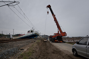 2011年　東北　津波被害　船　撤去作業
