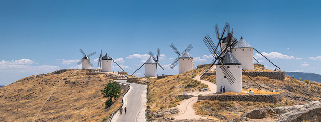 Windmills, Don Quijote de la Mancha. Consuegra (España) Panorama - obrazy, fototapety, plakaty