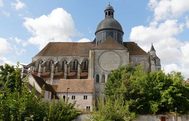 Fototapeta na wymiar The Saint Quiriace collegiate church is located in the upper town of Provins. It was built during the 12th century.