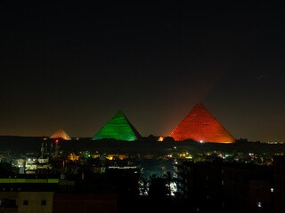 pyramid in giza at night colorful illustrated
