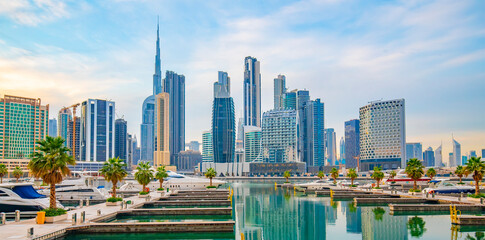 Panoramablick auf die Dubai Business Bay, Vereinigte Arabische Emirate