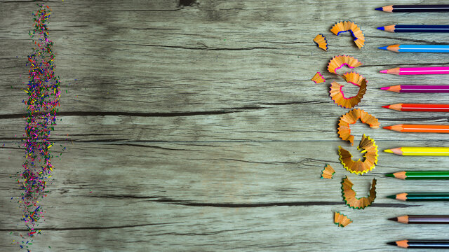 virutas y lapices de colores, art&iacute;culos para colorear  