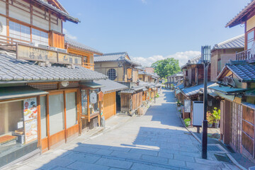 イラストみたいな京都の二寧坂の写真