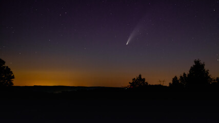 Obraz na płótnie Canvas comet NEOWISE seen over Poland