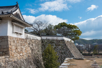 Fototapeta na wymiar Okayama Castle in Okayama, Japan. The main tower originally built in 1597, destroyed in 1945 and replicated in concrete in 1966.