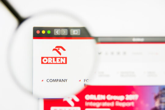 Los Angeles, California, USA - 25 March 2019: Illustrative Editorial of PKN Orlen website homepage. PKN Orlen logo visible on display screen.