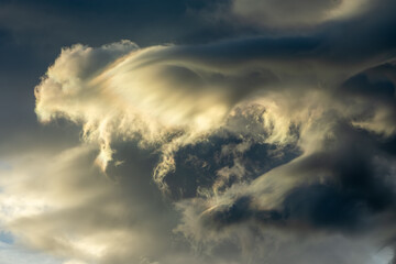 Fototapeta na wymiar cloud formations during sunset in the English Lake District