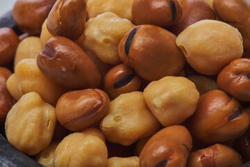 Chickpeas & fava beans (foul) on white background