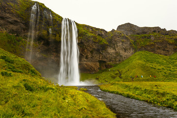 Obraz premium Seljalandsfoss, waterfall in the South Region in Iceland.