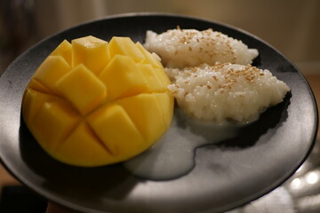 Mango sticky rice thailand gourmet
