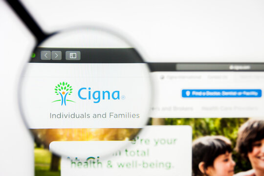 Richmond, Virginia, USA - 27 July 2019: Illustrative Editorial of Cigna Corporation website homepage. Cigna Corporation logo visible on display screen.