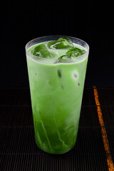 アイス抹茶ラテとアイス抹茶ソイラテ冷えてます