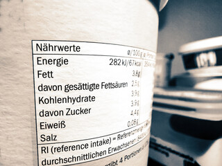 Eine Tabelle mit Nährwerten bei Lebensmittel	