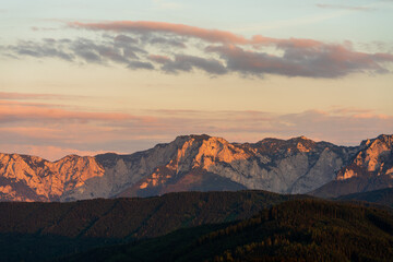 Höllengebirge vom Gahberg bei Weyregg am Attersee