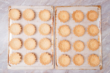 The process of making a tartlet cake. Tart cake. Cake basket. The process of filling cream cakes. Cream with food colors. Dye colored cream. Home kitchen. Homemade Tart Basket Cakes