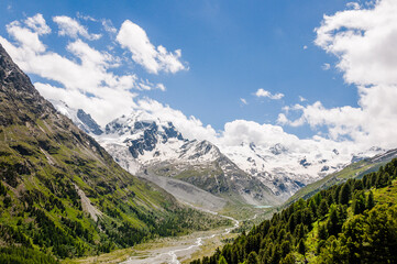 Val Roseg, Piz Roseg, Ova da Roseg, Rosegbach, Lej da Vadret, Hochtal, Piz Sella, Piz Gl&uuml;schaint, Sellagletscher, Wanderweg, Berninagruppe, Oberengadin, Murt&egrave;l, Alpen, Sommer, Graub&uuml;nden, Schweiz