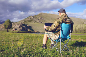 Men with laptop