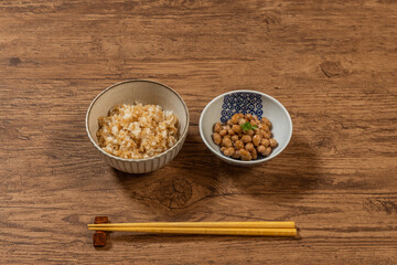 ご飯と味噌汁　Brown rice Japanese food
