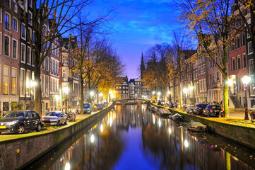 Obraz premium アムステルダムの美しい運河 Beautiful canal landscape in Amsterdam