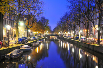 Fototapeta na wymiar アムステルダムの美しい運河　Beautiful canal landscape in Amsterdam