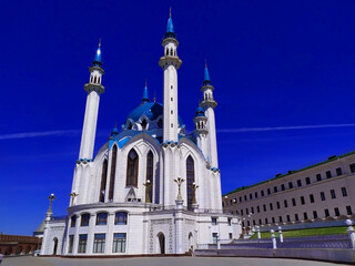 Naklejka na ściany i meble Kul Sharif Mosque in the Kazan Kremlin under a blue sky. City of Kazan, Tatarstan, Russia. UNESCO. Tourist center. Religion. Islam. Copy space