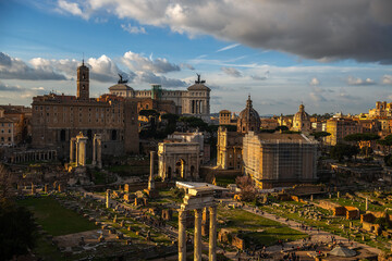Forum Romanum, w świetle zachodzącego słońca - obrazy, fototapety, plakaty