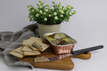 Appetizer , Cracker with Liver Pate