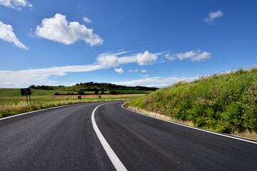 Fototapeta premium road in the countryside