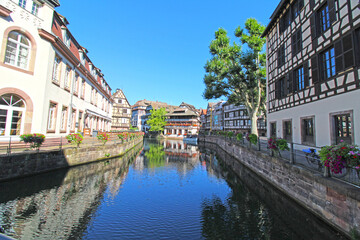 Fototapeta na wymiar La Petite France, historisches Altstadtviertel von Strasbourg