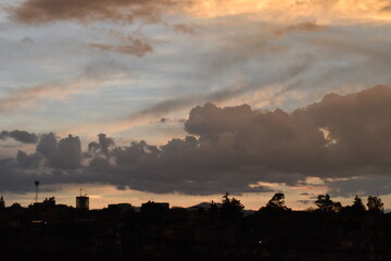 sombras y cielo