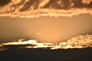 atardecer y nubes