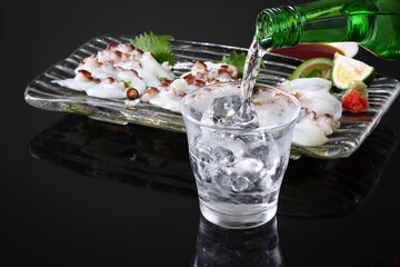 焼酎とタコの刺身