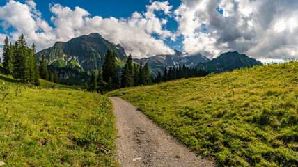 Fototapeta na wymiar Fantastic hike in the beautiful Lechquellen Mountains