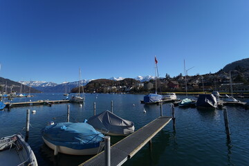 Fototapeta na wymiar Swiss lake