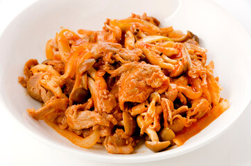 豚肉とキノコのケチャップ炒め