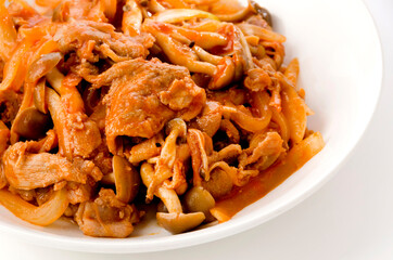 豚肉とキノコのケチャップ炒め