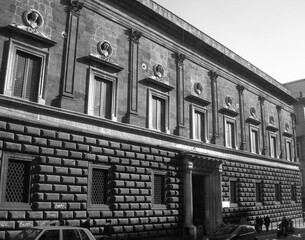 Palazzo Gravina, Napoli