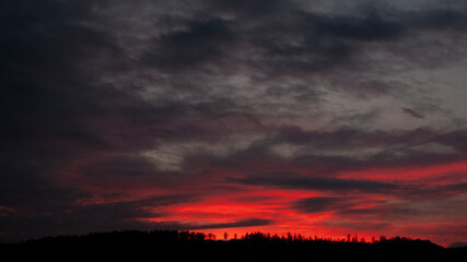 Fototapeta na wymiar Abendhimmel mit Horizont