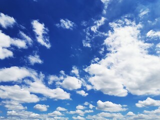 Naklejka na ściany i meble blue sky with a cloud