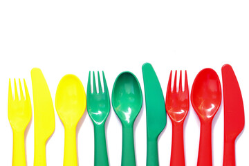 Posate di plastica colorate